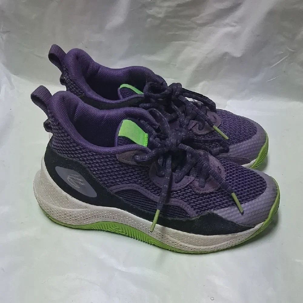 Under Armour Purple and Green Athletic Shoes